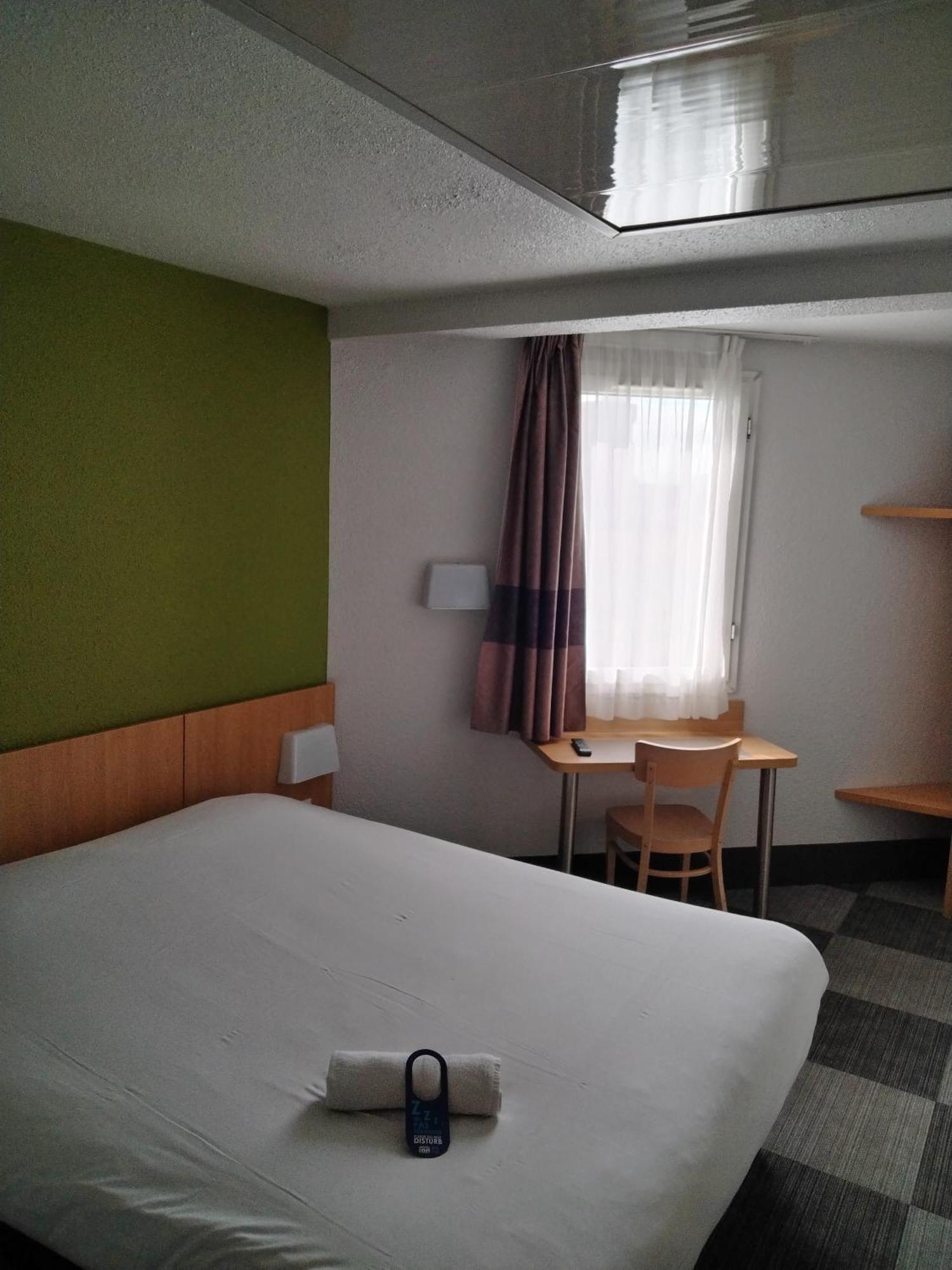 Hotel Inn Design Montluçon Kültér fotó